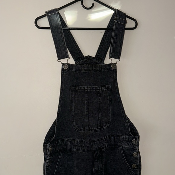 Forever 21 Black Overalls - Picture 2 of 5